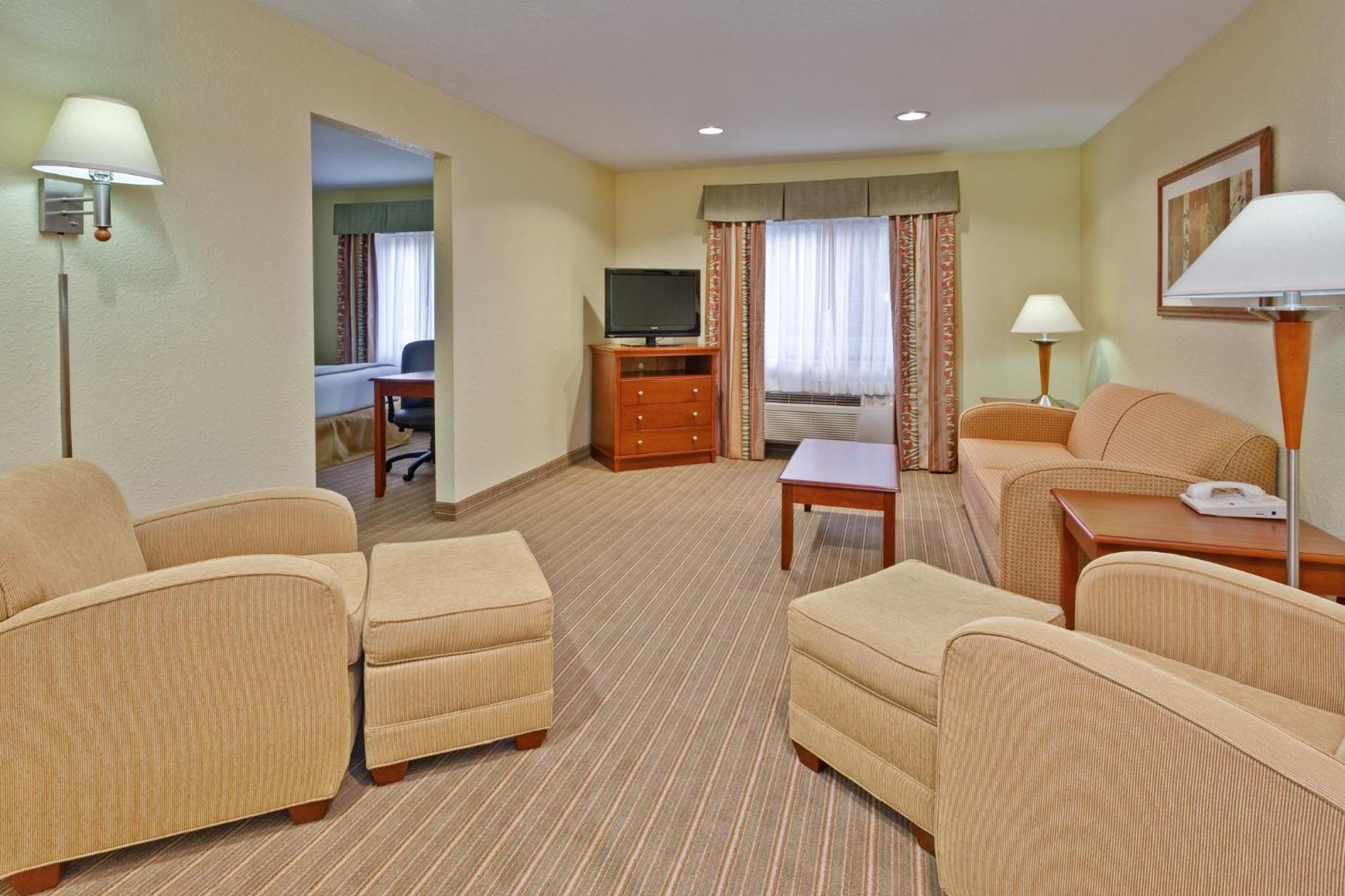 Holiday Inn Express Winfield - Teays Valley, An Ihg Hotel Hurricane Экстерьер фото